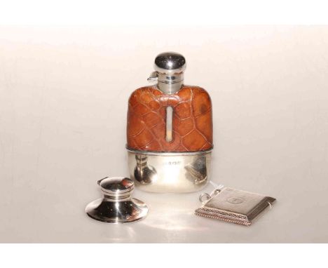 Miniature silver inkwell, silver hip flask and a silver vesta (3)