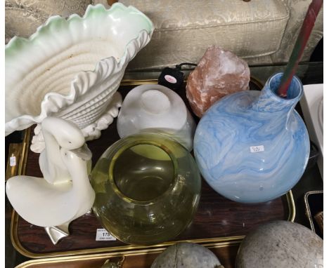 2 COLOUR GLASS VASES, SALT STONE LAMP, JELLY MOULD, LARGE SHELL SHAPED VASE &amp; DUCK ORNAMENT
