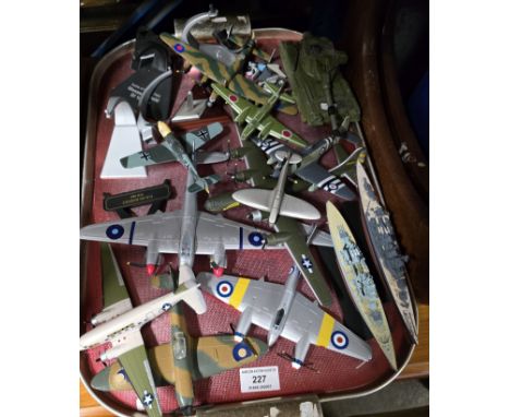 TRAY CONTAINING VARIOUS DIE-CAST MODEL AIRCRAFT MOSTLY WW2 FIGHTERS AND BOMBERS, 2 BATTLESHIP MODELS &amp; DINKY TANK MODEL