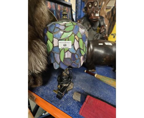 13" MODERN TIFFANY STYLE TABLE LAMP WITH LEADED GLASS SHADE