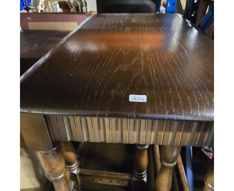 ERCOL SPIDER LEG TABLE, NEST OF 3 ERCOL STYLE TEA TABLES