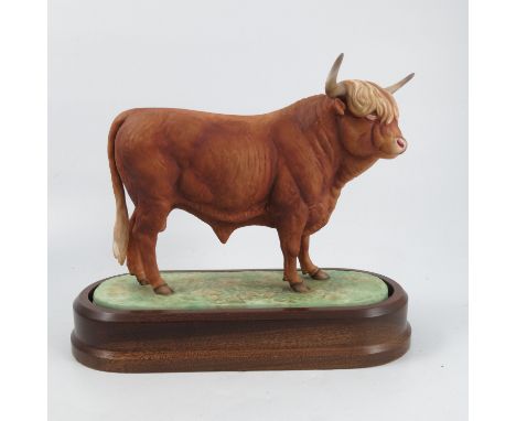 A Royal Worcester limited edition model, Highland Bull, modelled by Doris Lindner, numbered 172/500, with plinth and certific