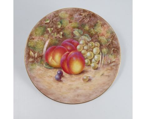 A Royal Worcester cabinet plate, decorated with fruit to a mossy background by Freeman, diameter 10.5insCondition Report:  In