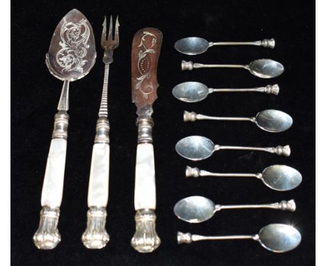 SCOTTISH STERLING SILVER TEASPOONS A set of eight with thistle topped terminals, hallmarked Edinburgh 1966, weighing 57.0 gra
