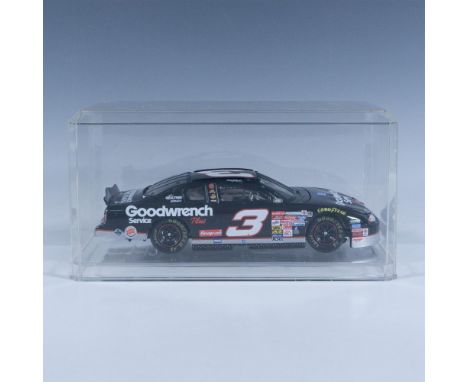 Die-cast metal with plastic parts, 1:24 scale replica of the 2000 Monte Carlo racer. This item has a plastic base with remova