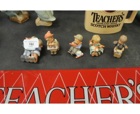 5 Small Hummel/Goebel Figures (af0