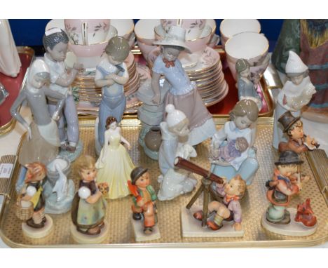 TRAY WITH VARIOUS FIGURINE ORNAMENTS, LLADRO, HUMMEL, COALPORT ETC     