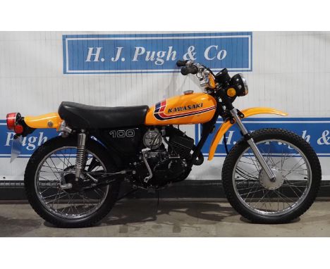 Kawasaki G5 motorcycle. 100cc. 1973. Frame No. G5-037643. Engine No. G5E-37674. Reg. WWE 715L. V5 and keys 