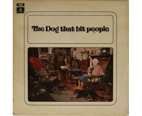 THE DOG THAT BIT PEOPLE - THE DOG THAT BIT PEOPLE LP (ORIGINAL UK PRESSING - PARLOPHONE PCS 7125). One of the trickiest to tr