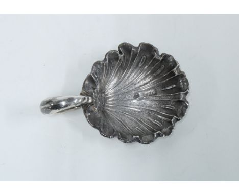 Victorian silver caddy spoon by George Unite, London 1871, 7cm 