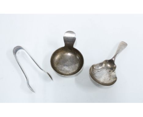 Two George V silver caddy spoons, to include Birmingham 1930 and London 1923 together with Epns sugar tongs (3) 