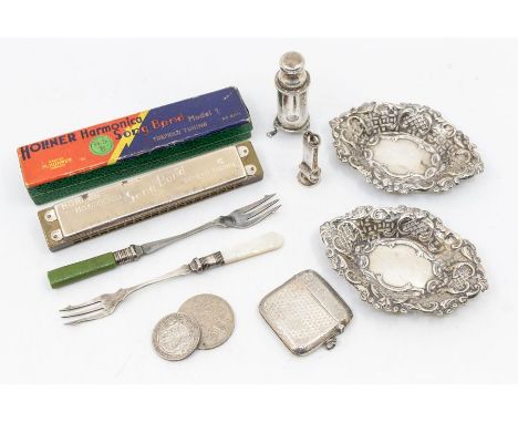 A collection of silver to include: a pair of bon bon dishes; engine turned vesta case; a plain cigar cutter and a novelty sto