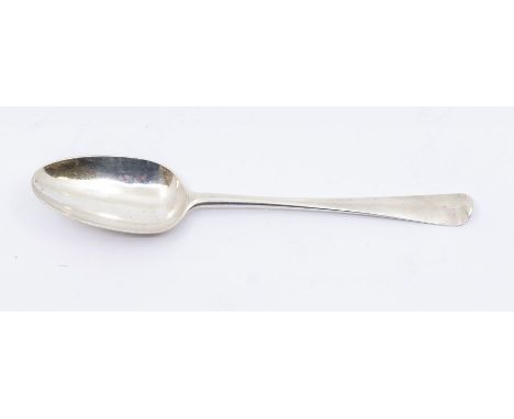 A George III silver Hanoverian table / serving spoon, London  1770, maker William Pinder, length approx 21.5cm combined weigh