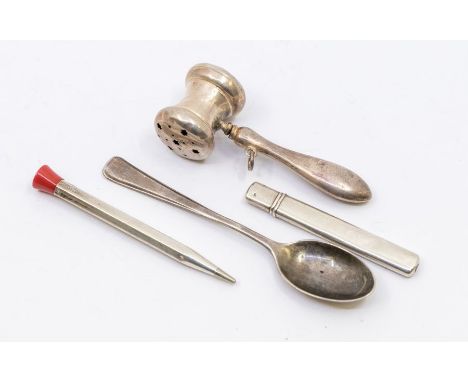 A group of hallmarked silver, to include: a baby's rattle hallmarked for Birmingham 1915 makers mark rubbed, a tea spoon hall