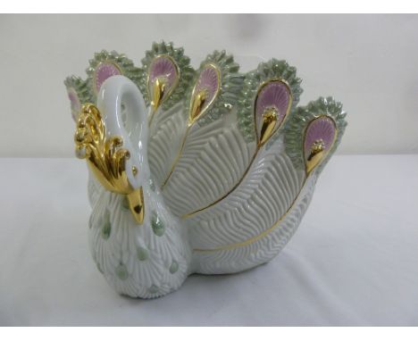 Capodimonte ceramic vase in the form of a polychromatic well modelled swan