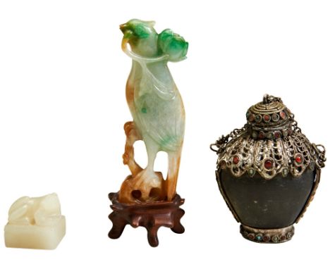 SMALL CHINESE WHITE JADE ‘RABBIT’ SEAL, 19TH/20TH CENTURY,&nbsp;&nbsp;2.5cm wide; together with a jadeite figure of a bird an