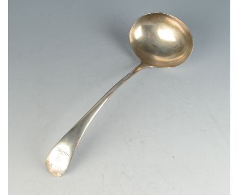 An Old English pattern silver soup ladle with roosters head crest. 7.7oz.