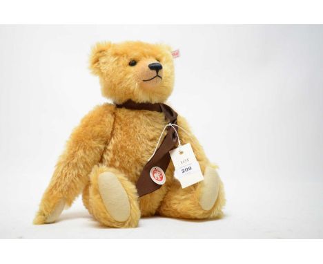 A Steiff limited edition British Collectors’ Teddy bear 2008, button and label to ear.