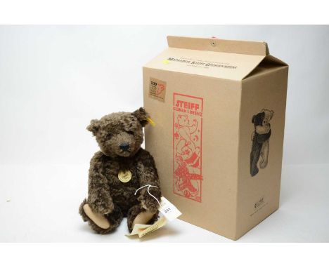 A Steiff Classic Series 1920 brown mohair teddy bear, button and label to ear, in box.