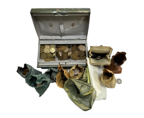Large range of pennies dating from the late 19th century to the 1970's. Also includes good selection of thruppennies and ha'p