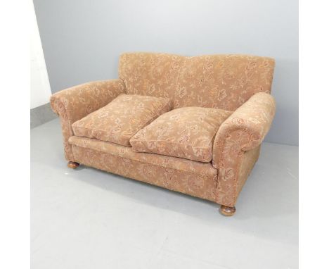 A two-seater drop-end sofa. Overall 156x86x90, seat 106x44x60cm.Good but used condition. Drop arm mechanism in working order.