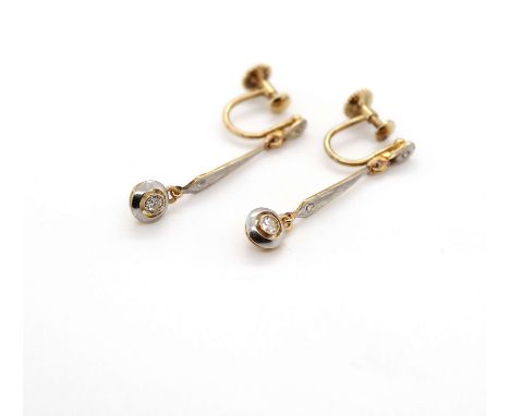1 Paar Vintage Ohrringe mit Diamanten, ges. ca. 0,08 ct  Material: 585 Gold, Platin Diamanten: 4 Diamanten, 2 im Achtkantschl