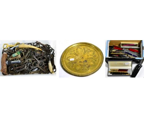 A quantity of collectors items including bottle openers, corkscrews, pen knives, Parker ball point and fountain pens etc (two