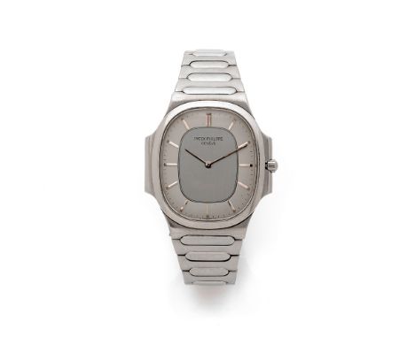 PATEK PHILIPPE"NAUTELLIPSE". REF. 3770/1A.ANNEES 80Montre bracelet en acier.BOITIER : ultra fin de forme ovale à ailettes. CA