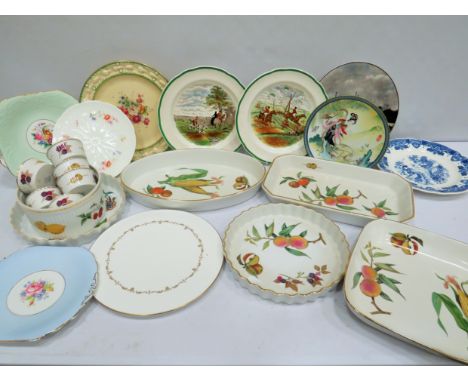 Selection of Good Quality Ceramics to include Royal Worcester Evesham pattern. All in good order. See photos. 