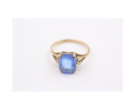 9ct Gold Ring set with Blue paste stone&nbsp; 2.1g&nbsp; 742885