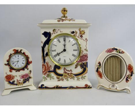 Mason Blue Mandalay mantle clock ( 20cm tall), small clock and picture frame.