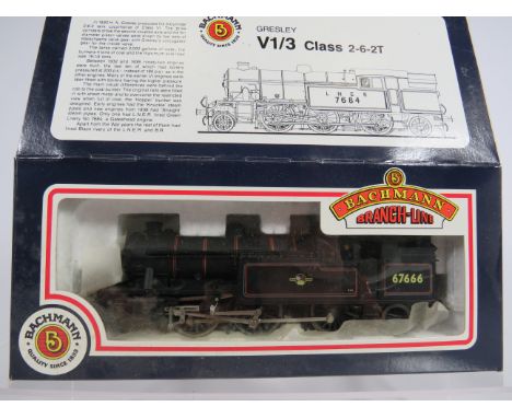 Bachmann Railway 00 Scale Model of a V3 Tank 67666 BR hopper type with late crest. See photos. 