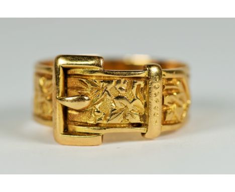 18ct Yellow Gold Belt Buckle Keeper ring. Finger size 'Q-5'  