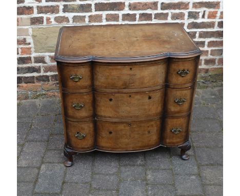 Reproduction Georgian bow fronted chest of drawers with burr walnut veneer W77cm D 49cm H 74cm