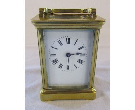 Brass carriage clock (height excluding handle 11 cm ) (damage to back pane of glass)
