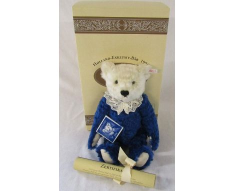 Steiff Holland Delfter teddy bear, white and blue, L 32 cm, 1996, limited edition 335/1500 complete with box and certificate