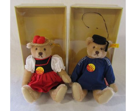 Pair of Steiff mohair bears in Black Forest costumes, L 28 , both boxed