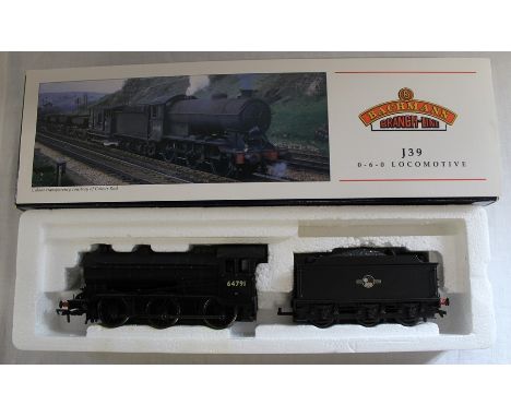 Bachmann Branch-Line boxed OO gauge J39 locomotive &amp; tender 31-862 539 64791 BR black L/Crest Stepped Tender