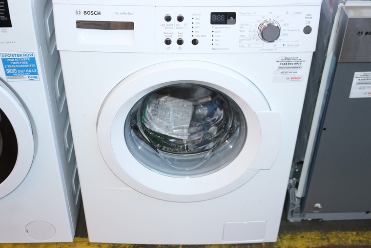 1 x BOSCH VARIO PERFECT DIGITAL DISPLAY UNDER THE COUNTER WASHING