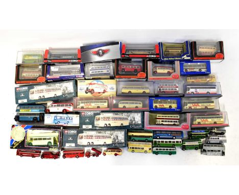 A quantity of boxed and loose scale model buses from makers to include Corgi Classics, Corgi Limited Edition, Classic Coaches