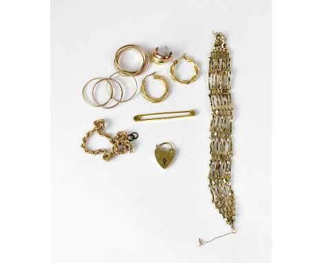 A group of 9ct gold jewellery, comprising a yellow gold gate link bracelet, length 16cm, a yellow, rose and white gold triple