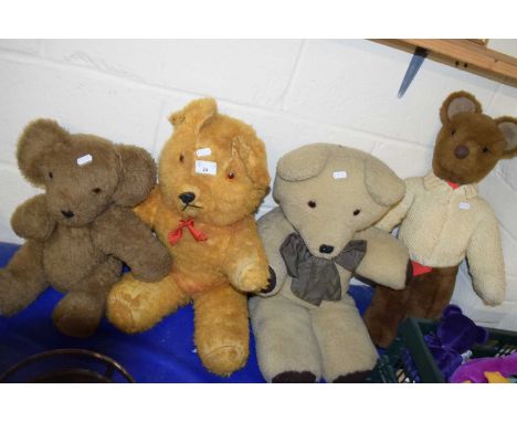 FOUR VINTAGE TEDDY BEARS