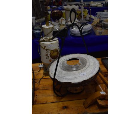 CEILING OIL LAMP IN METAL SUSPENSION FRAME