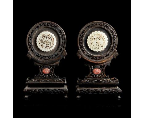PAIR OF WHITE JADE PLAQUE INSET WOODEN SCREEN QING DYNASTY, 19TH CENTURY of circular form, each inset with a circular white j