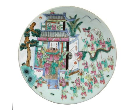 FAMILLE ROSE 'BOYS AT PLAY' PLATE QING DYNASTY, 19TH CENTURY the interior painted with boys marching towards a pavilions with