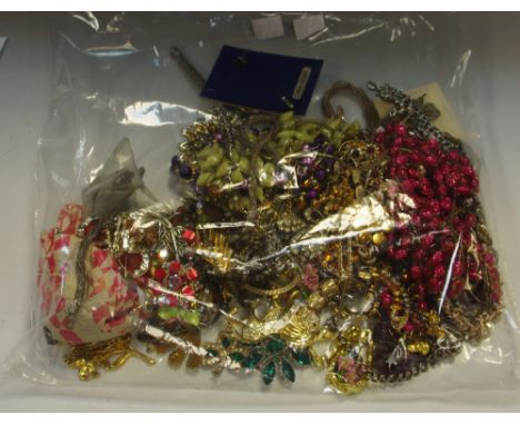Costume Jewelry - various animal brooches including panthers, butterflies, dragons, etc; hard stone necklaces; beads; bracele