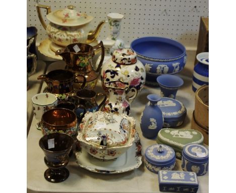 A Wedgwood Jasperware pedestal bowl; various trinket boxes &amp; covers; etc.; A Masons Mandalay pattern ginger jar &amp; cov