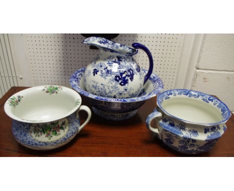 A Spode Italian scene wash bowl, transfer printed in blue and white, 37cm diameter; a Victorian Staffordshire wash jug; a Mas