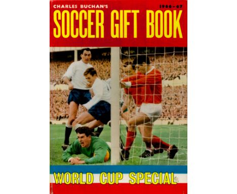 Vintage Charles Buchan's Soccer Gift Book 1966-67. A World Cup Special. Good condition. All autographs come with a Certificat