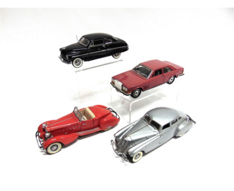 FOUR DIECAST MODEL CARS  comprising a 1/24 scale Danbury Mint 1933 Pierce Silver Arrow, silver; 1/24 scale Danbury Mint 1934 